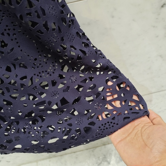 re:named Navy Mid Length Cutout Skirt Size S - Picture 4 of 4